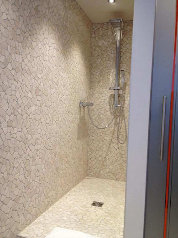Guesthouse Au Coin De La Rue Malmedy Εξωτερικό φωτογραφία