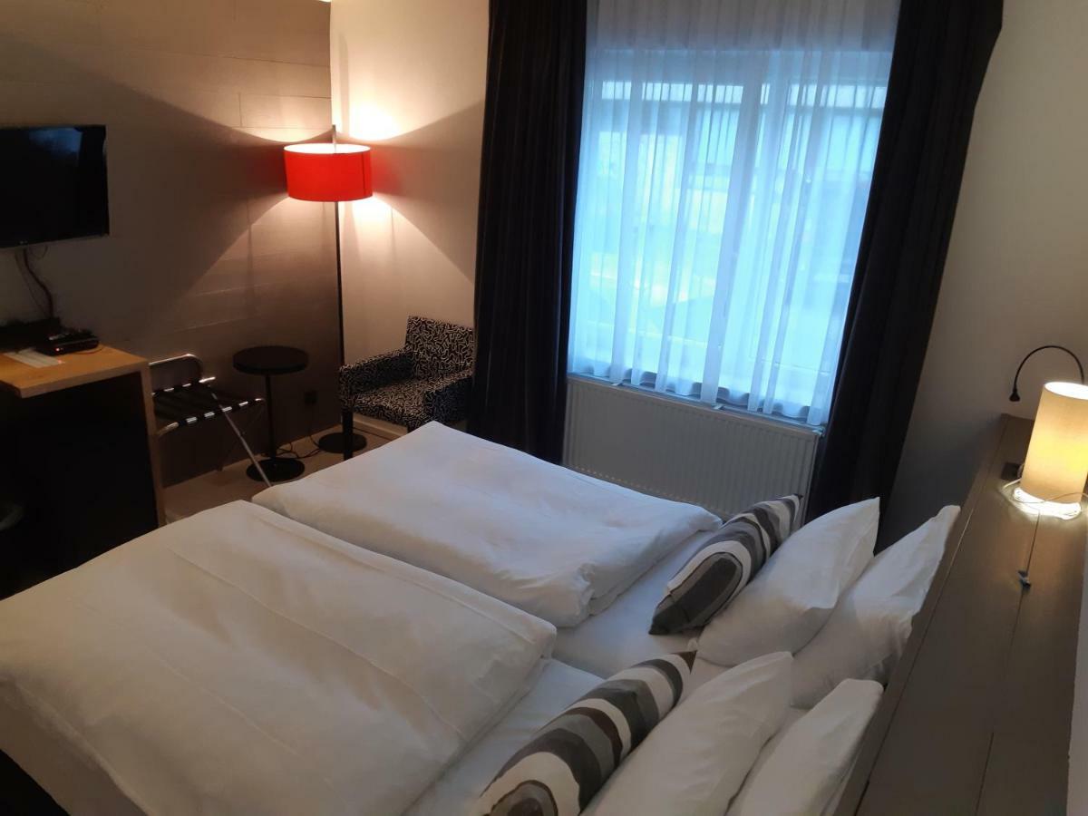 Guesthouse Au Coin De La Rue Malmedy Εξωτερικό φωτογραφία